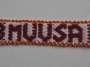 Kirivöö järjehoidja Muusa madarapunane